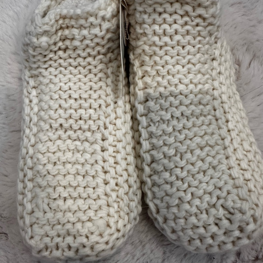 Lemon Cream Knit Slippers
